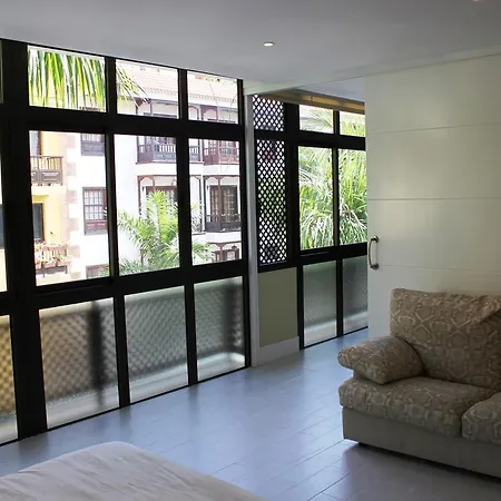 Prime Homes Puerto Cruz Central Deluxe Apt. شقة *